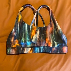 Lululemon sports bra size 8